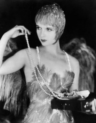 1929-Louise-Brooks-in-The-Canary-Murder-Case-jewelry