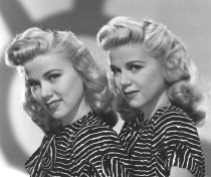 1940s_yank_pin_up_girls_wilde_twins-5